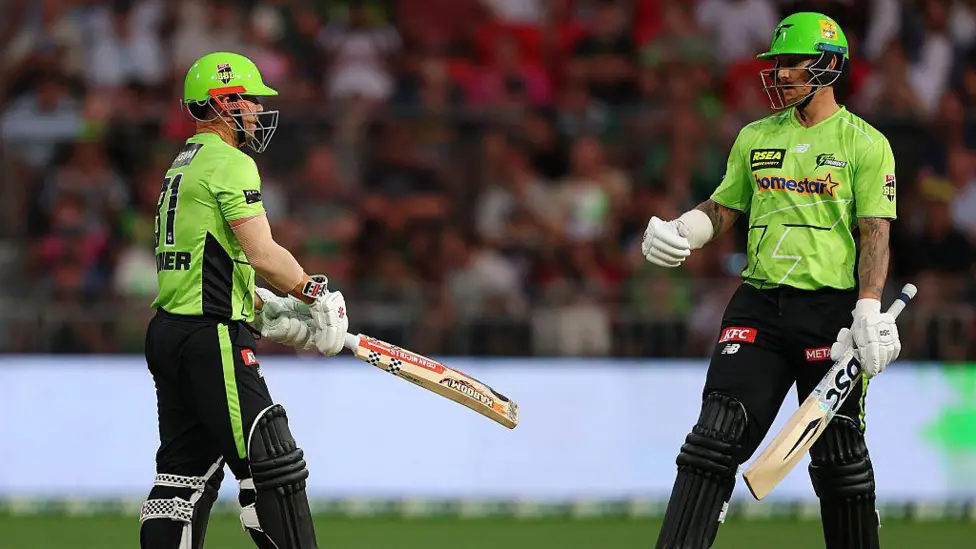 ¿Por qué los bateadores se retiran anticipadamente en el cricket T20?