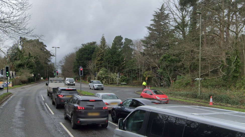 M25 A3 interchange roadworks to force residents into daily U-turn - BBC ...