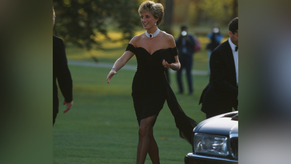 Princess Diana 'revenge dress' Jaguar up for sale in Oxfordshire - BBC News Princess Diana 'revenge dress' Jaguar up for sale in Oxfordshire - BBC News