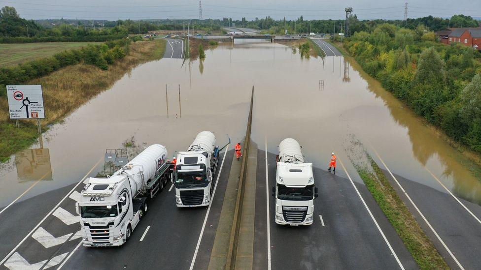 General view of the flooding on the A421 in Marston Moretaine, Bedfordshire