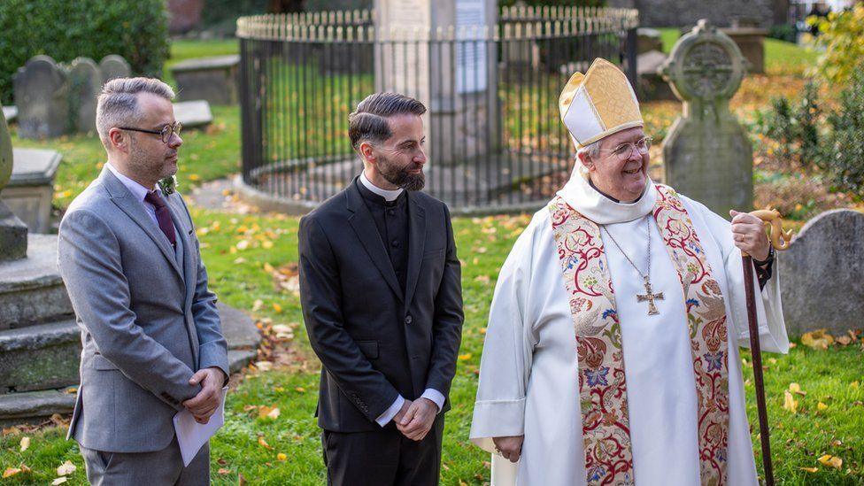 Fabiano Da Silva Duarte, Father Lee Taylor a Right Rev Gregory Cameron