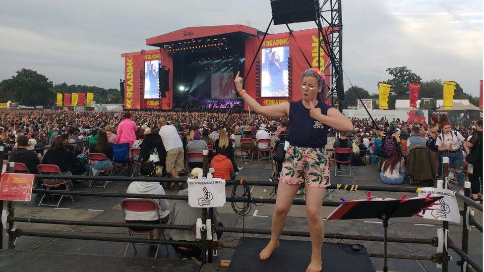 Picture of sign language interpreter at Reading Festival