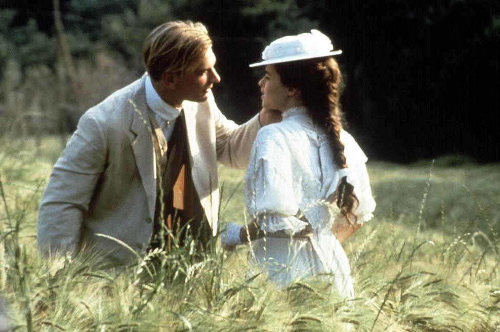 Julian Sands and Helena Bonham Carter in A Room With A View