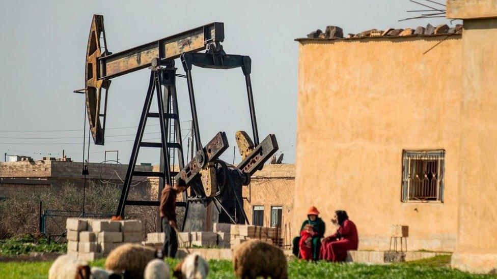 An oil rig in Syria near the border with Turkey