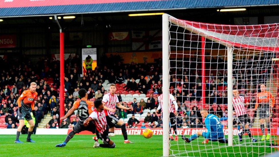 Brentford v Abertawe