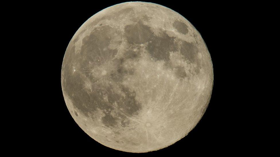 Vast asteroid created 'Man in Moon's eye' crater - BBC News
