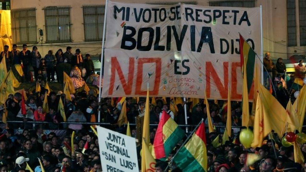 Anti-Morales protesters rally in La Paz. Photo: 10 October 2017