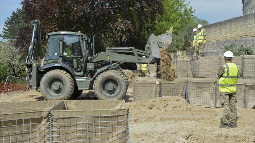 Sandbank built around bomb