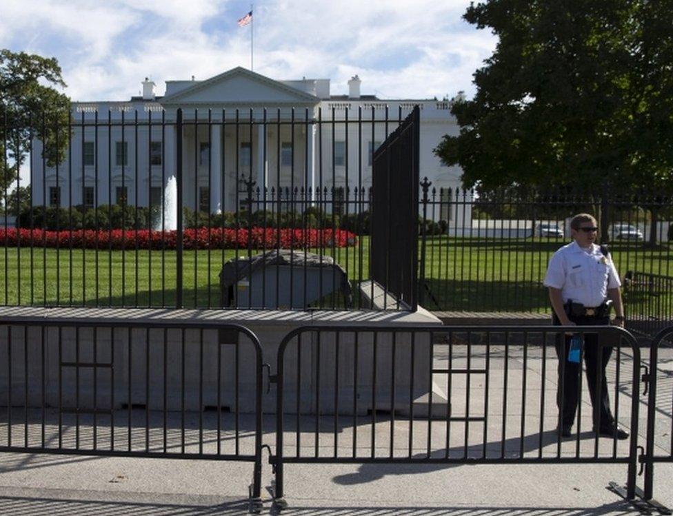 A Secret Service police officer stands outside the White House in Washington, on 22 September, 2014.