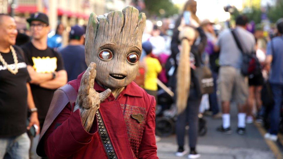 Baby-Groot-costume.