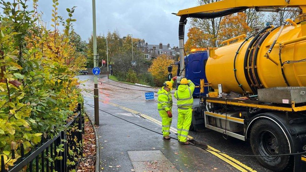 road closed in perth