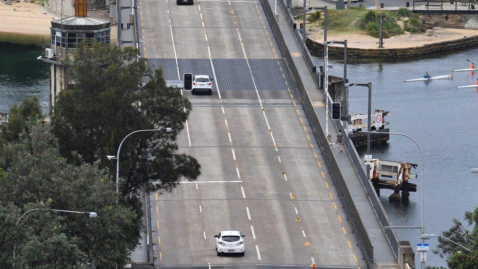 An almost empty Spit Bridge during the Northern Beaches lockdown of December 2020