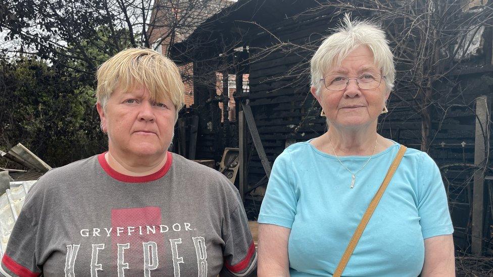 Lisa and Lynn Gooderham in Poringland