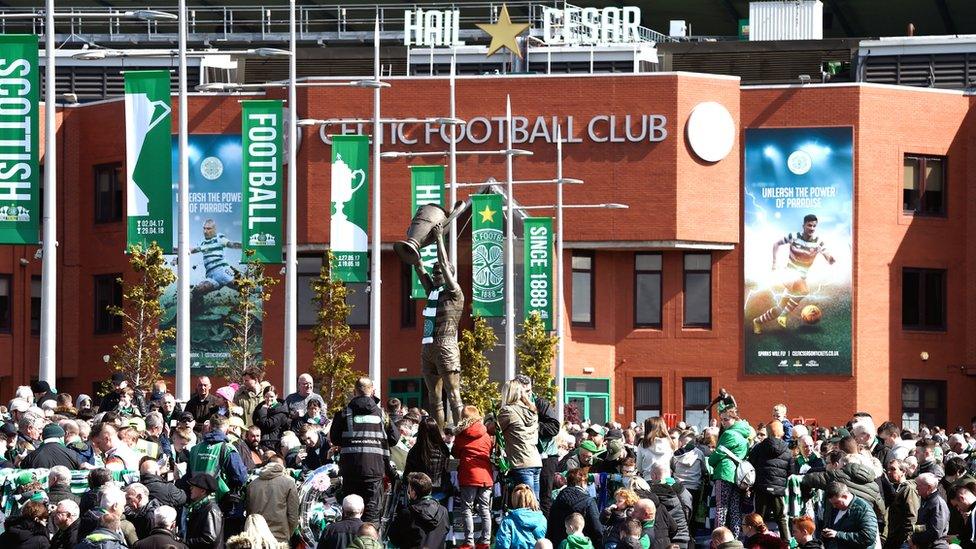 Billy McNeill statue