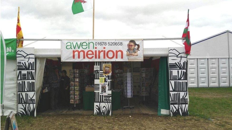 Stondin Awen Meirion ar faes Eisteddfod Genedlaethol Maldwyn a'r Gororau