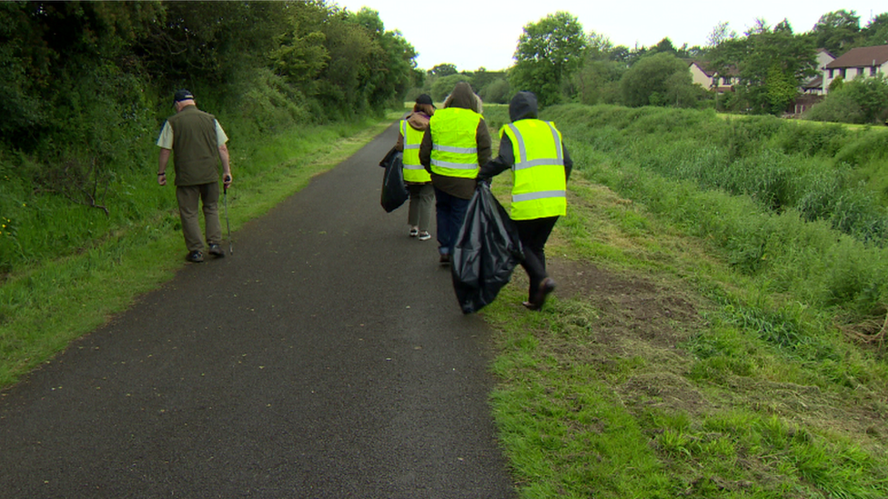 Offenders picking litter