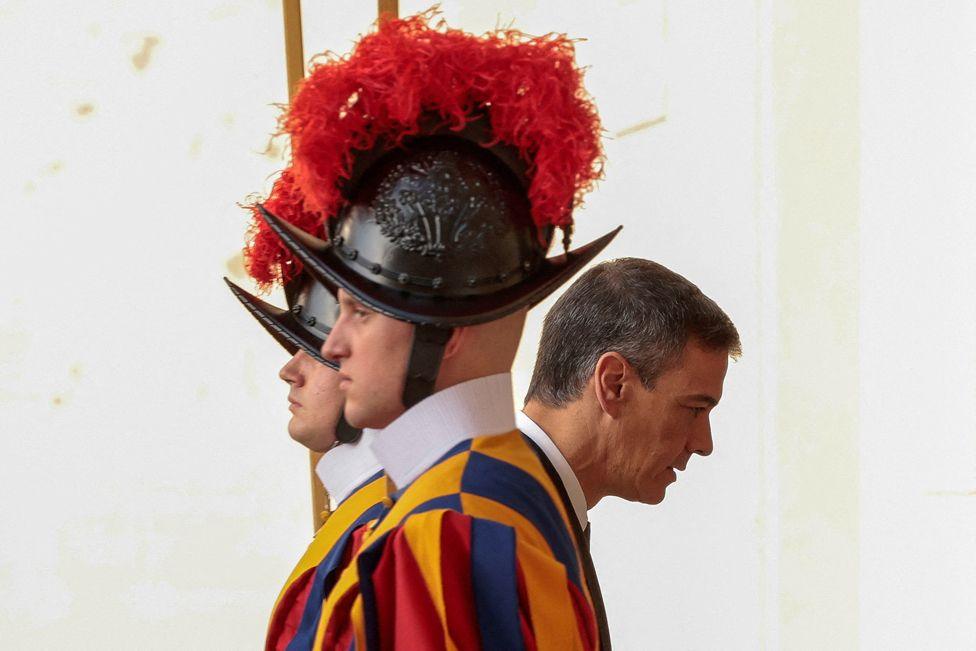 Spanish Prime Minister Pedro Sanchez arrives at the San Damaso courtyard ahead of a meeting with Pope Francis at the Vatican, October 11, 2024. 