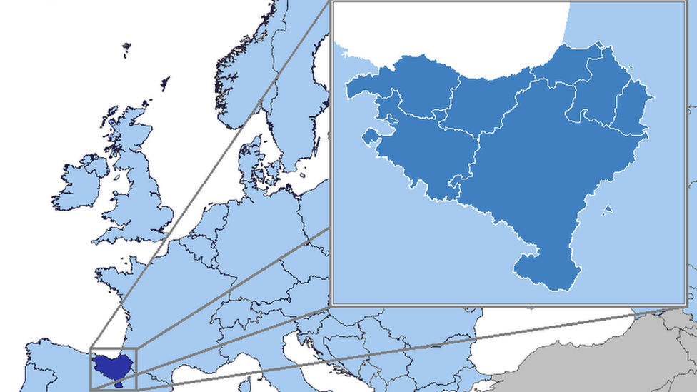 Gwlad y Basg, sydd ar arfordir Bae Biskaia