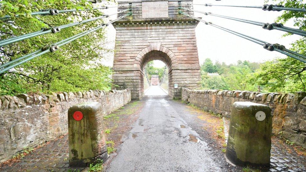 Union Chain Bridge