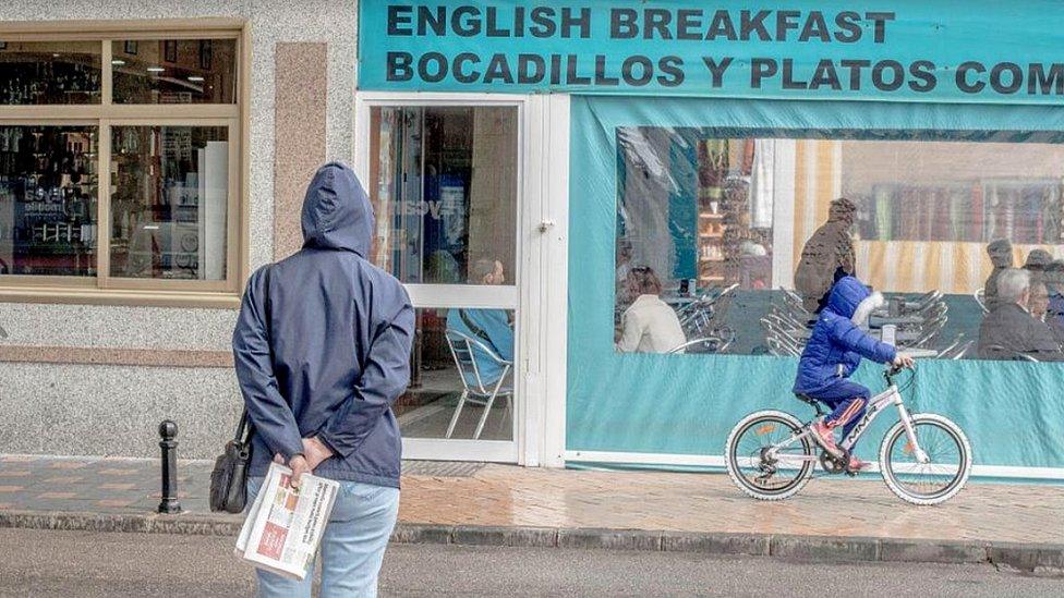 Fuengirola cafe, file pic