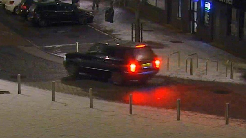 CCTV of a range rover