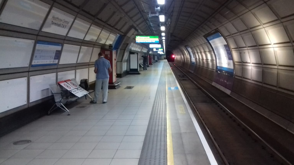 Heathrow Express platform