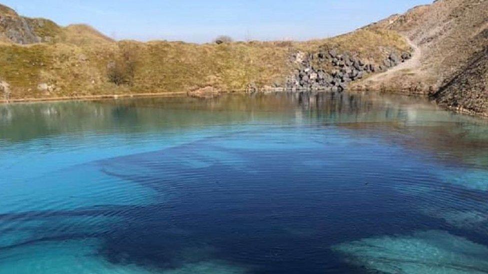 lagoon-dye.