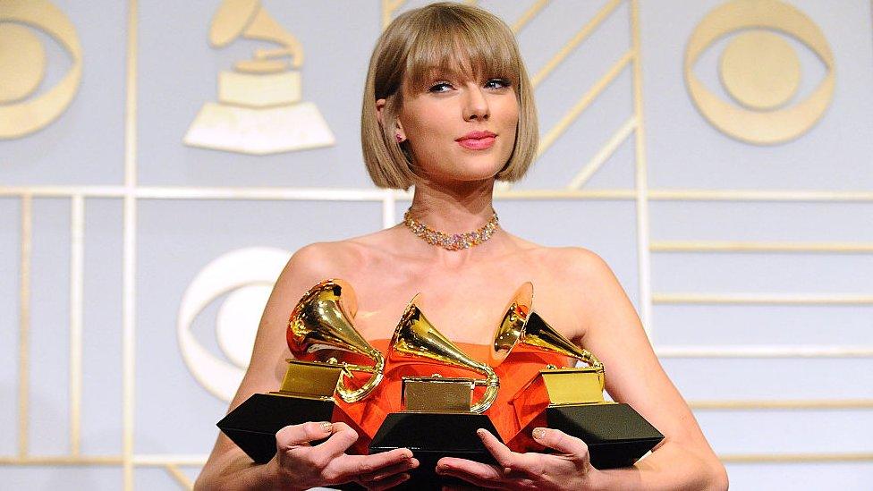 taylor-swift-grammys.