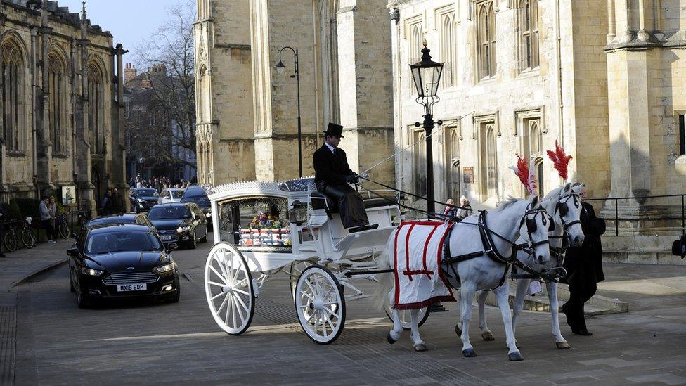 Hearse arrives at York Minster