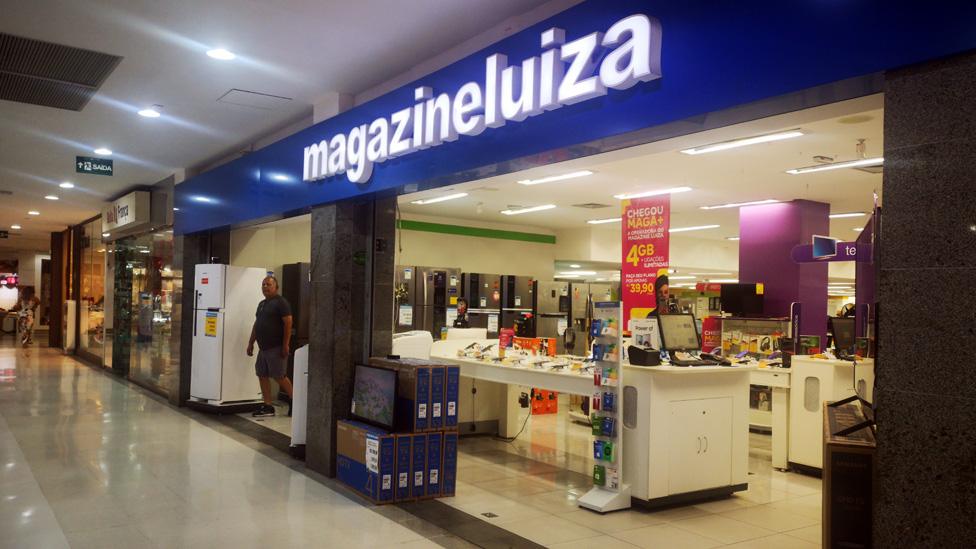 A Magazine Luiza shop