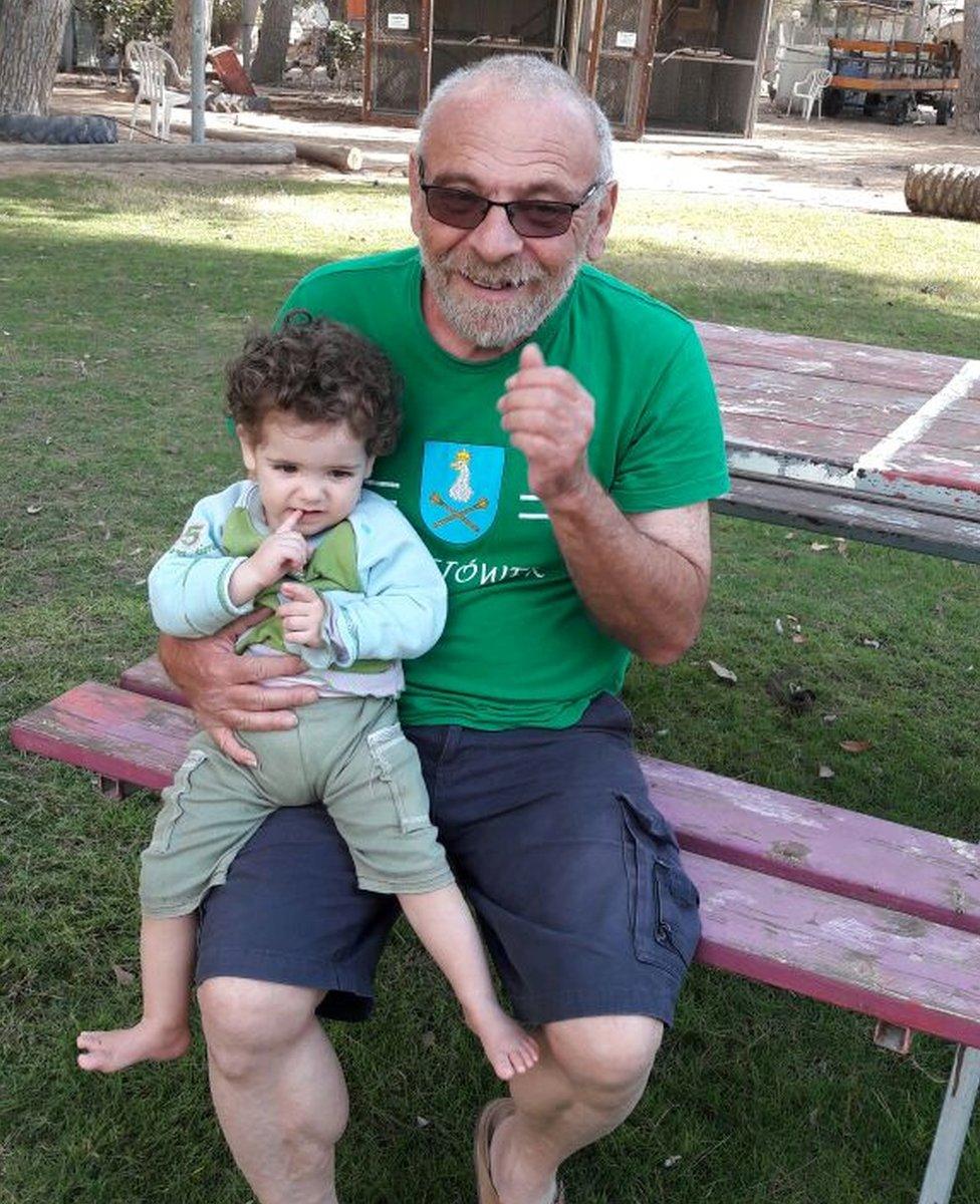 Alex Danzig with his granddaughter Aviv