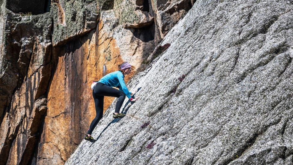 Anna Taylor sea cliff climbing