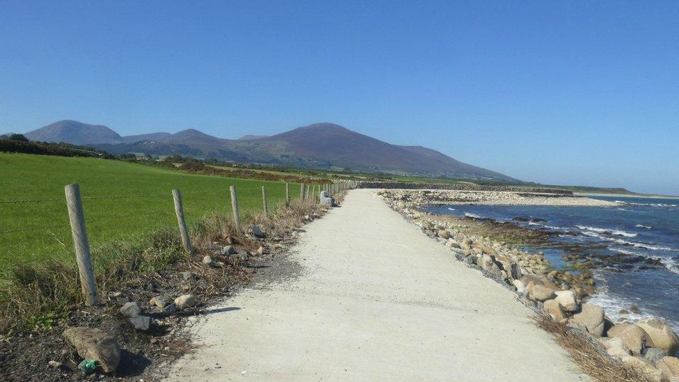 Annalong coastal path