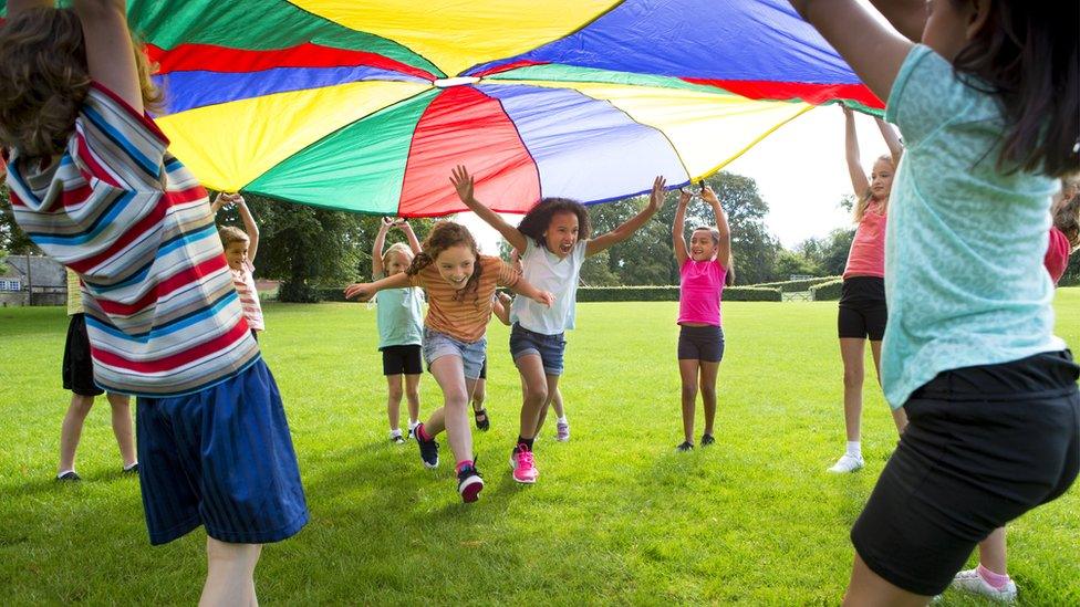 kids-playing