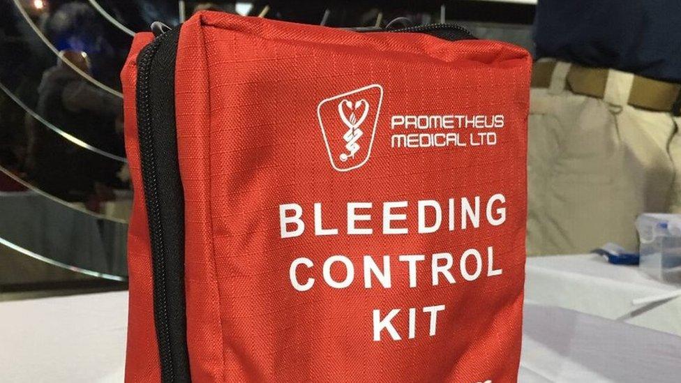 Bleeding control kit