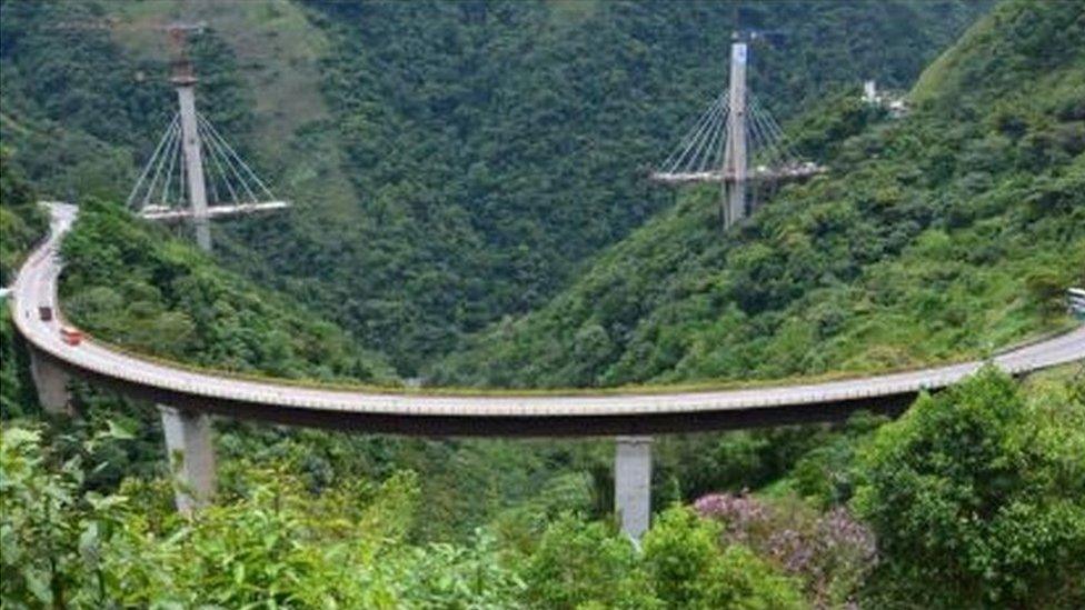 A photo from the Coviandes company shows the bridge in October