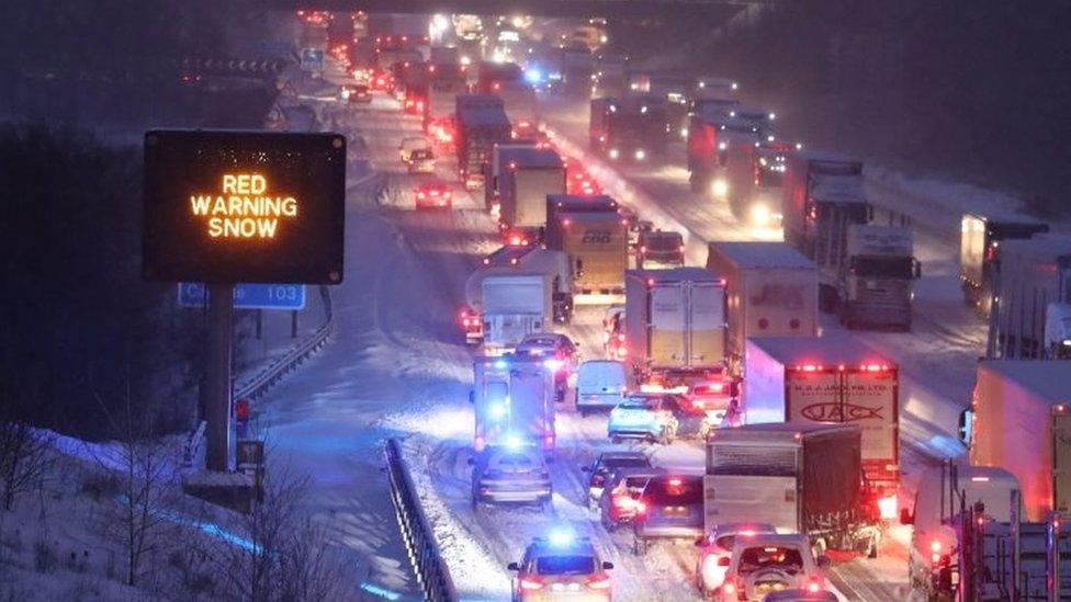 Traffic on the M80 in Glasgow