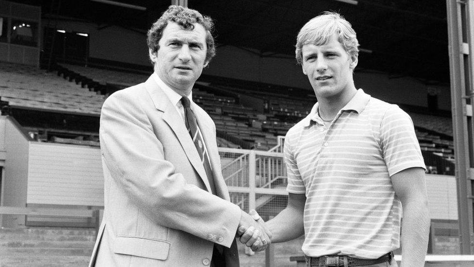 David Pleat; Paul Walsh