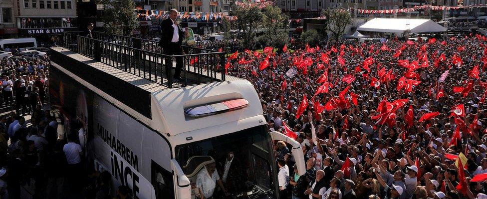 Muharrem Ince, presidential candidate of the main opposition CHP, addresses supporters during an election rally in Istanbul, June 3 2018