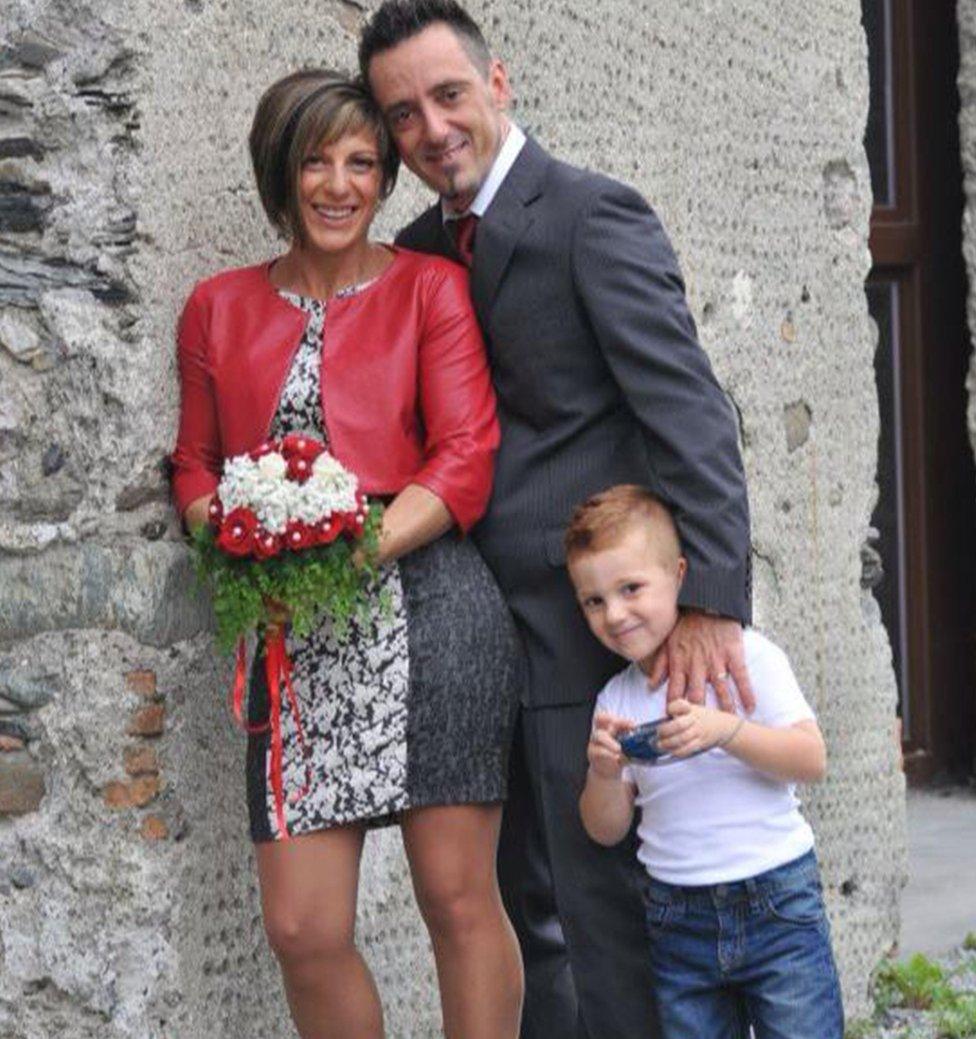 Roberto Robbiano and his wife Ersilia Piccinino, with their young son Samuele