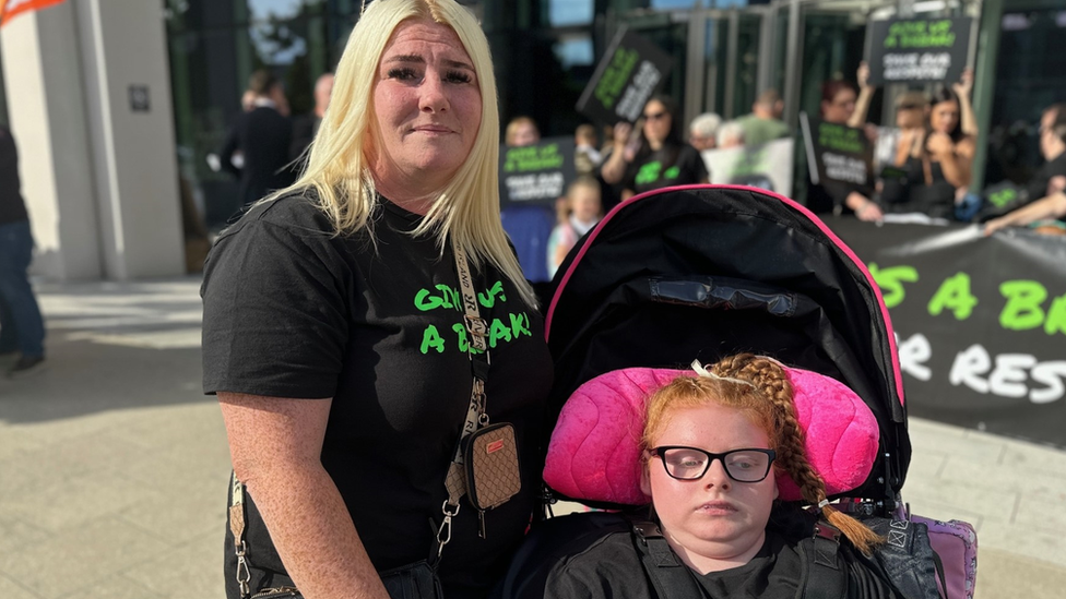 Stacey Smith and daughter Ellie