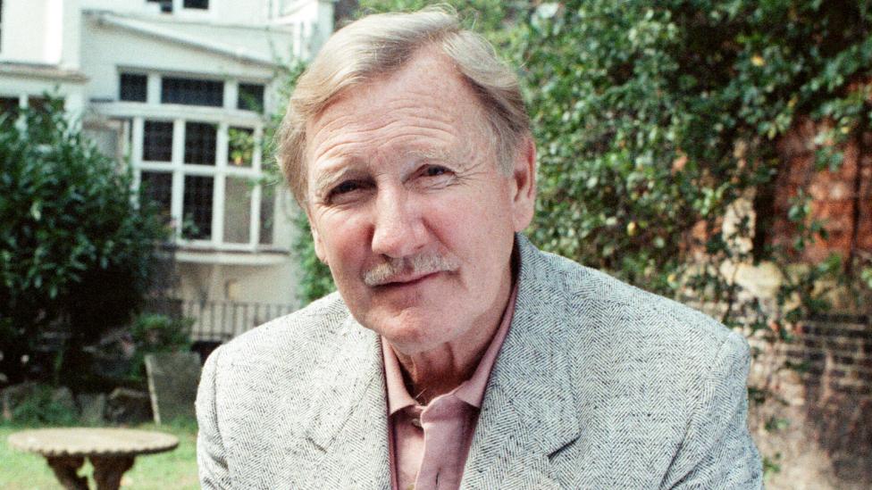 Leslie Phillips