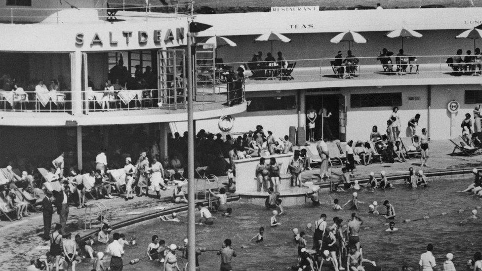 Bathers at Saltdean Lido, East Sussex, circa 1940