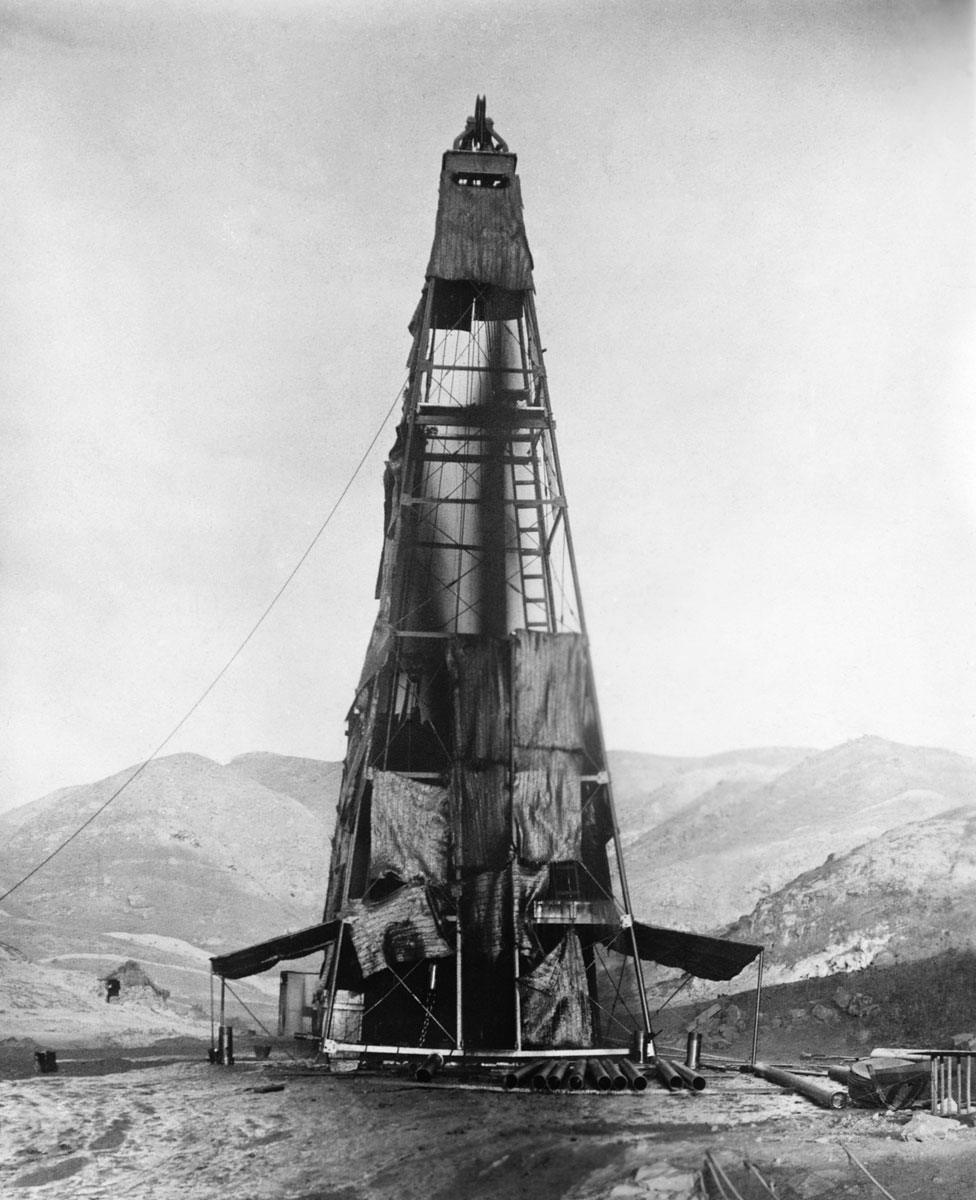 An oil strike at an Anglo-Persian Oil Company field in 1909