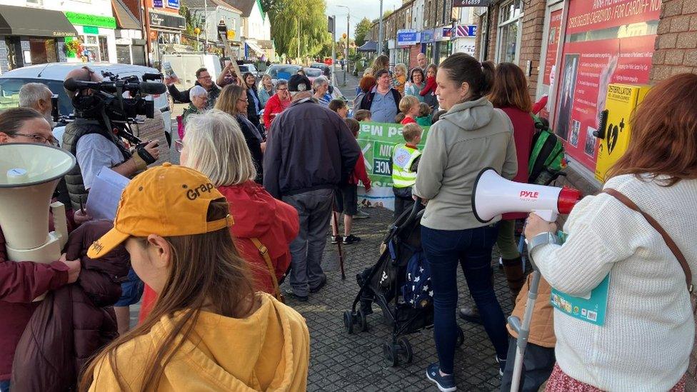 Pumping station protest