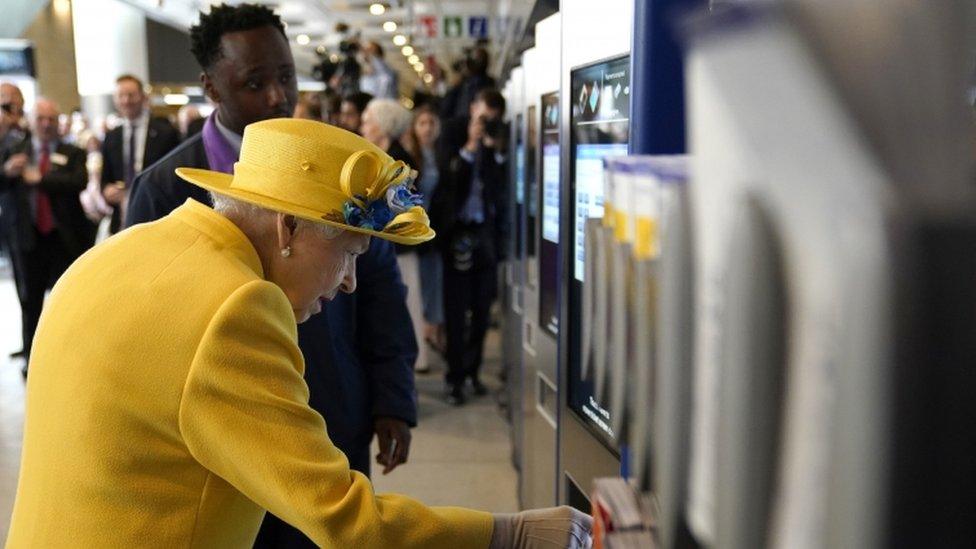 The Queen opens Elizabeth line