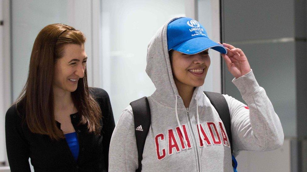 Rahaf Mohammed Al-Qunun at Toronto airport, 12 January 2019