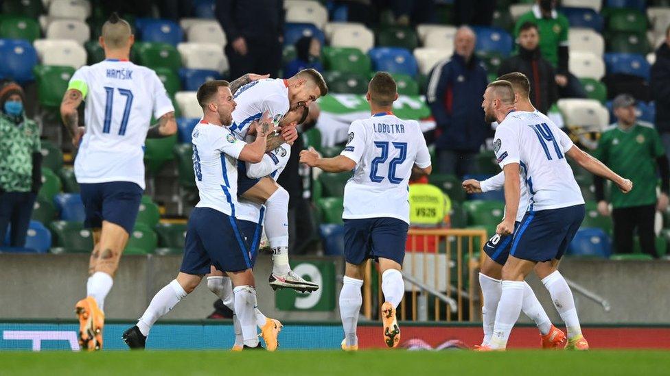 northern-ireland-football-team.