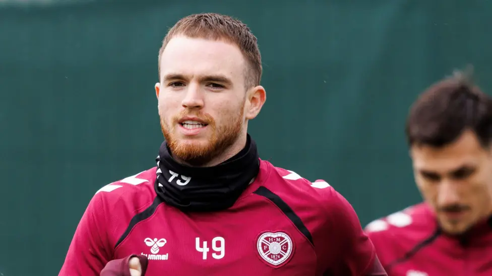 Leonard está disfrutando «cada minuto» de la lucha por el título del Hearts. Leonard está disfrutando «cada minuto» de la lucha por el título del Hearts.