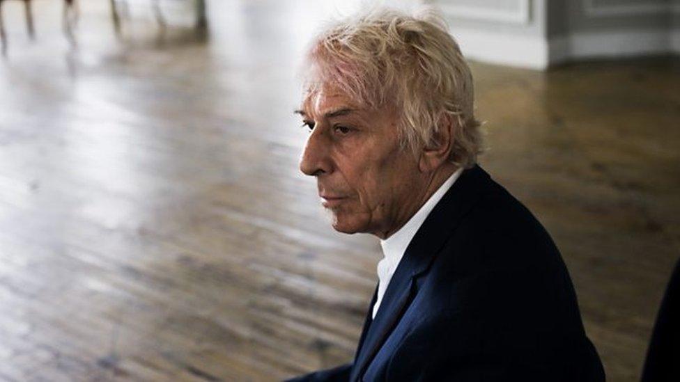 John Cale: "Rwy'n dal i gael fy ysbrydoli..."